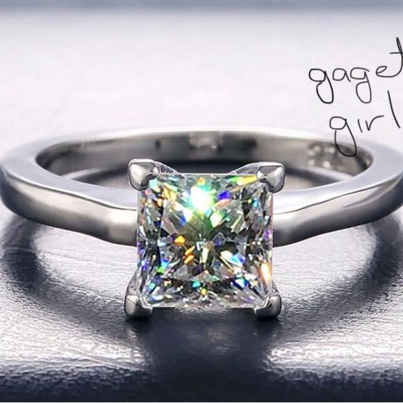 Odette Princess Cut Bridal Wedding Ring - Picture 9 of 10